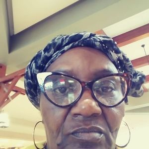 Meet your Posher, Marie